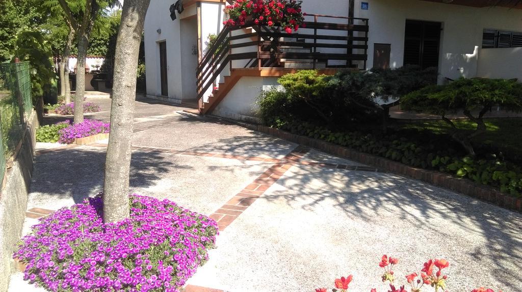 Fiori Apartment أوماغ المظهر الخارجي الصورة